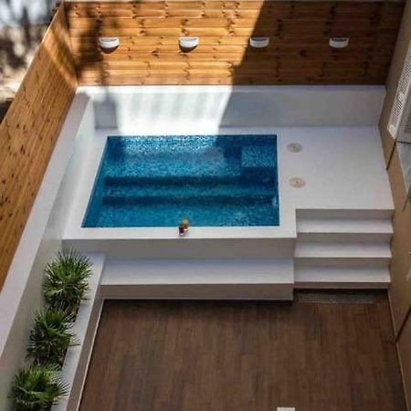 Nemeseos 1St Floor Homm Apartment With Roof Garden And Wading Pool アテネ エクステリア 写真